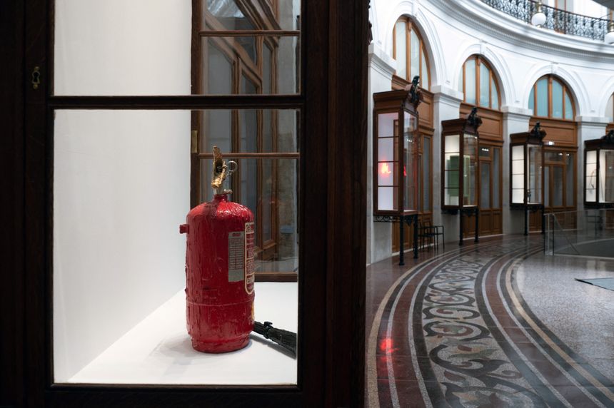 découvrez la bourse de commerce à paris, écrin moderne et raffiné abritant la prestigieuse collection pinault : une expérience unique d’art contemporain au cœur de la capitale.