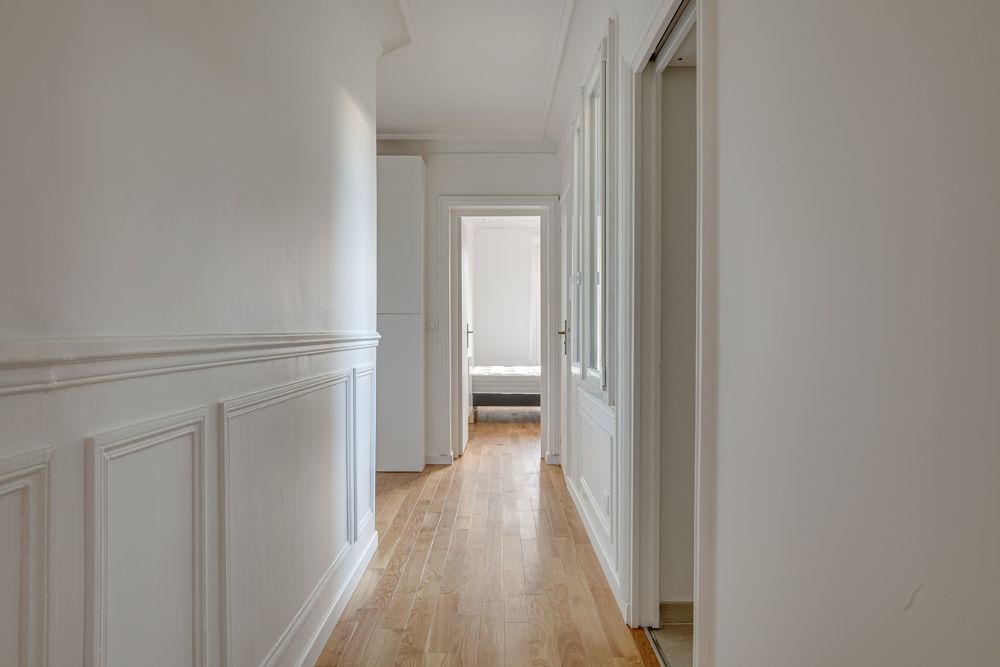 confiez la rénovation de votre appartement à paris à des experts. travaux sur mesure, conseils personnalisés et accompagnement de a à z pour transformer votre bien selon vos envies.