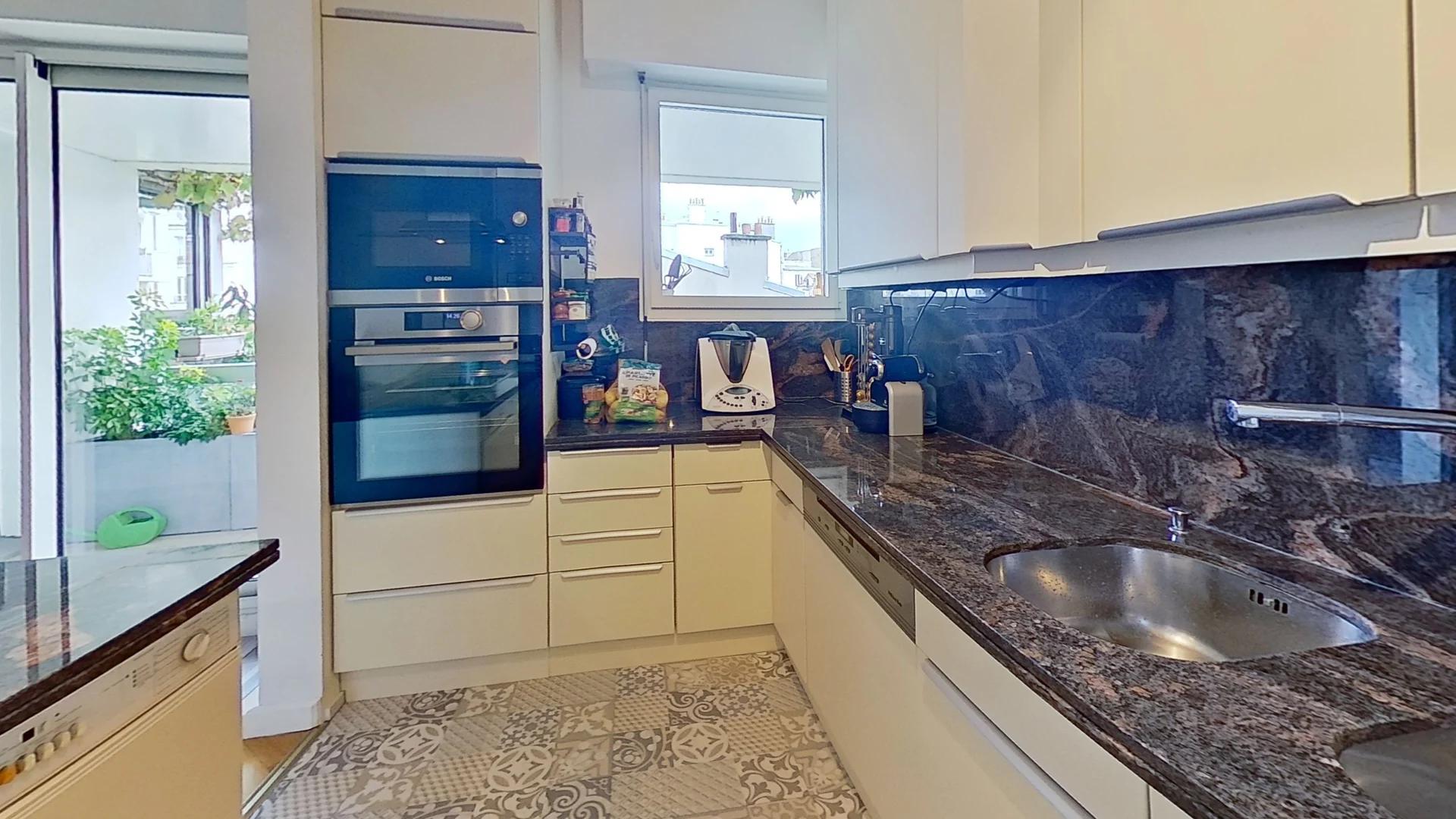 découvrez nos services de rénovation de cuisine à paris : conception sur-mesure, matériaux de qualité et suivi personnalisé pour transformer votre espace en un lieu moderne et fonctionnel.
