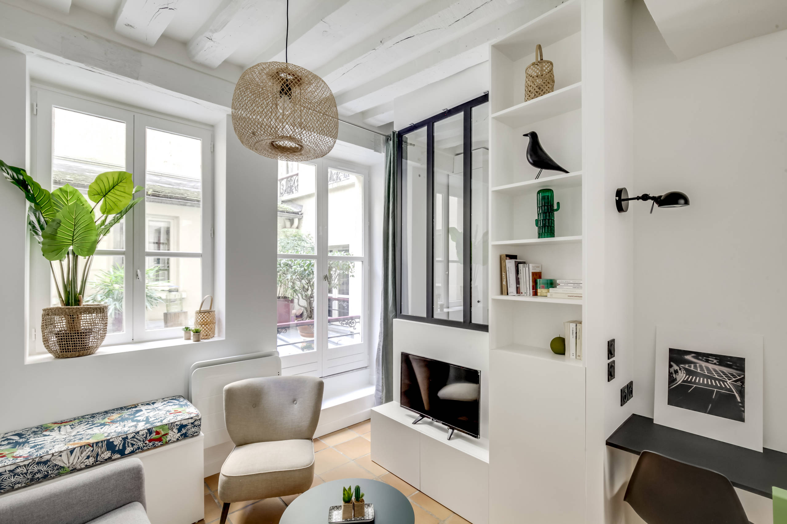 confiez la rénovation de votre studio à paris à des professionnels expérimentés. conseils personnalisés, optimisation de l’espace et solutions sur-mesure pour valoriser votre bien.