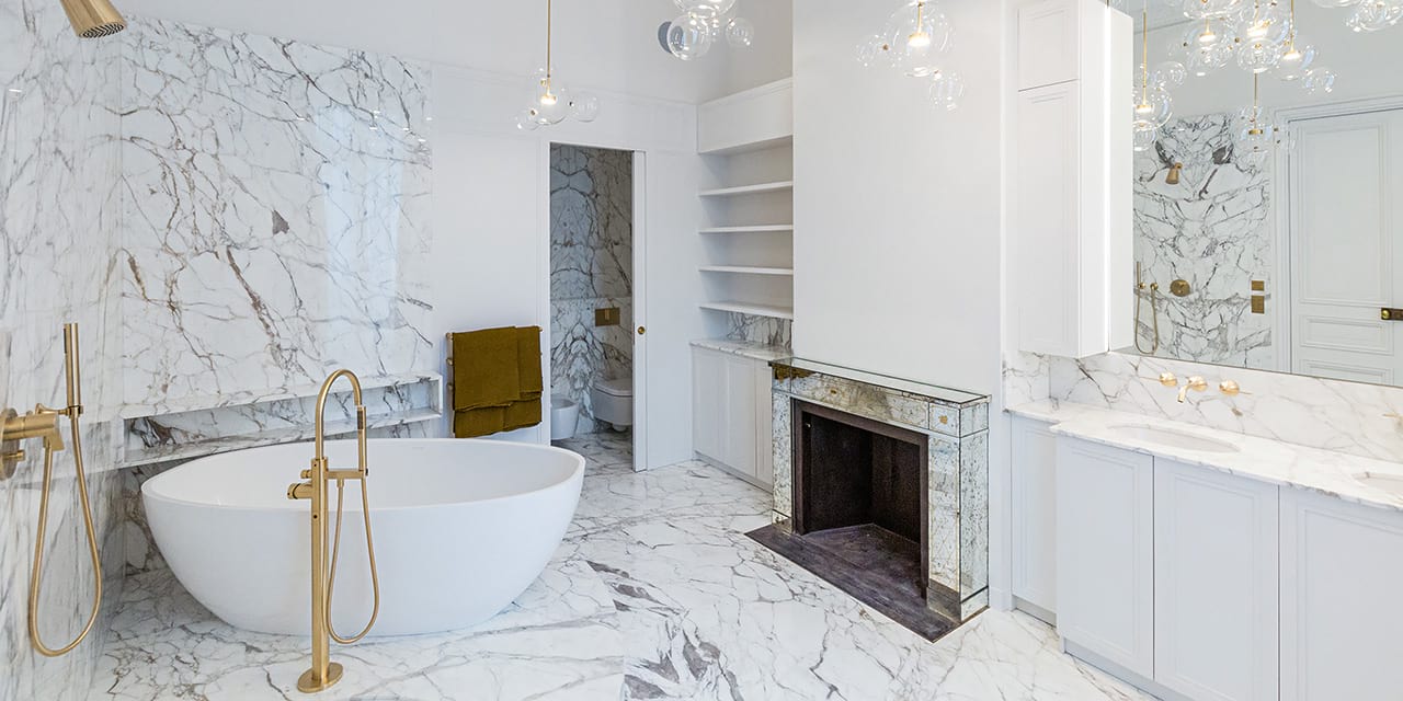 découvrez comment créer une salle de bain rentable à paris 11 : astuces d’aménagement, choix économiques et conseils pour optimiser votre budget sans sacrifier le style.