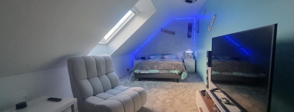 optimisez votre espace avec l’aménagement de combles de 60m2. découvrez idées, conseils, coûts et inspirations pour transformer vos combles en pièce de vie lumineuse et fonctionnelle.