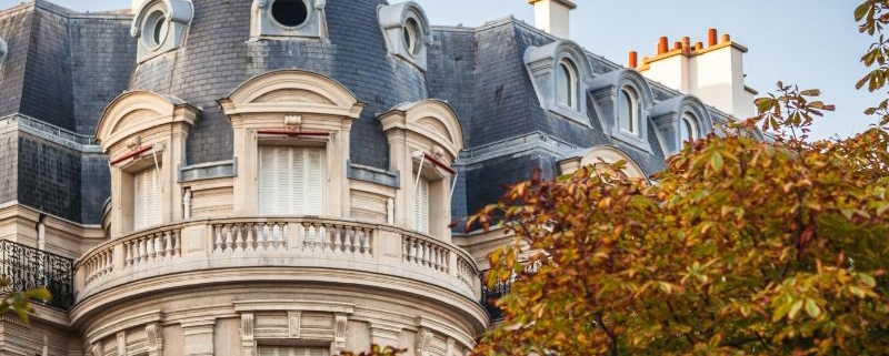 découvrez tout ce qu'il faut savoir sur le coût de la rénovation : estimations, facteurs qui influencent le prix et conseils pour optimiser votre budget de travaux.