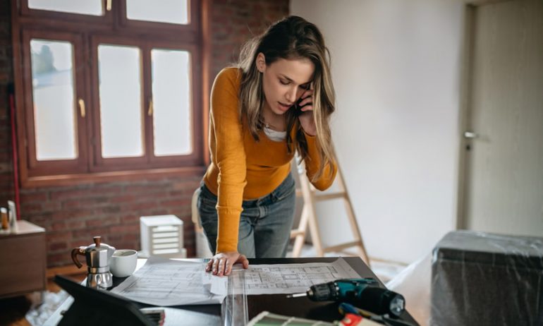 découvrez comment maîtriser le coût des travaux de rénovation grâce à nos conseils pratiques et astuces pour optimiser votre budget et éviter les dépenses inutiles.