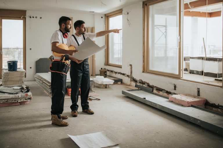 découvrez les principales normes d’électricité à respecter en rénovation pour sécuriser votre projet et garantir la conformité de votre installation électrique.