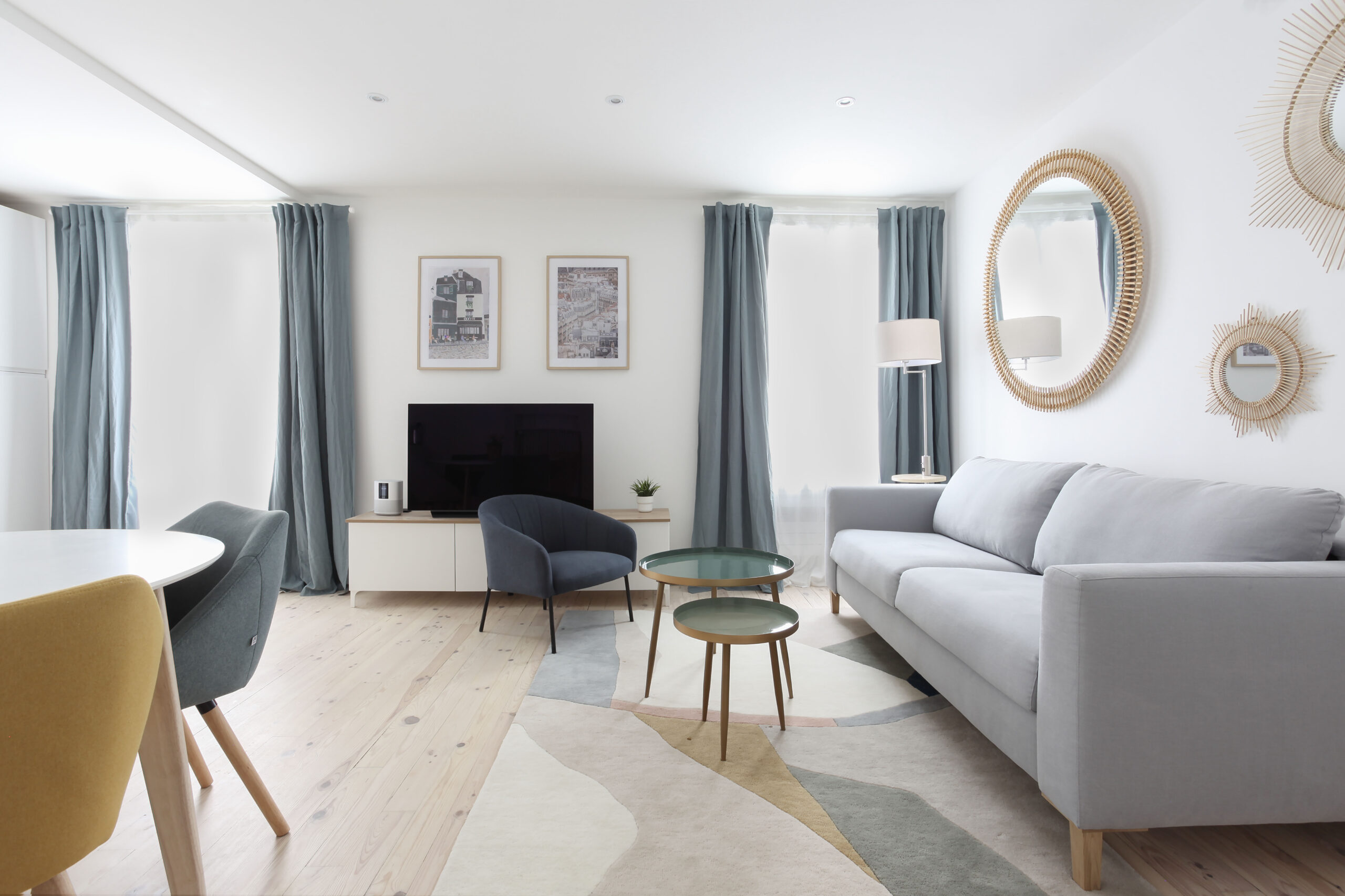 service professionnel de peinture pour appartement à paris : redonnez un coup de neuf à votre intérieur avec nos experts en rénovation.