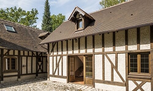 découvrez le prix au m2 pour la rénovation de votre logement : estimations, conseils et solutions pour tous vos travaux de rénovation intérieure ou extérieure.