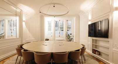 expert en rénovation de bureaux à paris, nous transformons vos espaces professionnels pour allier modernité et fonctionnalité. devis personnalisé et intervention rapide.