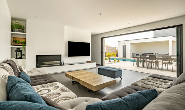 découvrez nos services de rénovation complète pour maison ancienne, alliant respect du charme d'origine et modernité pour un habitat confortable et rénové.