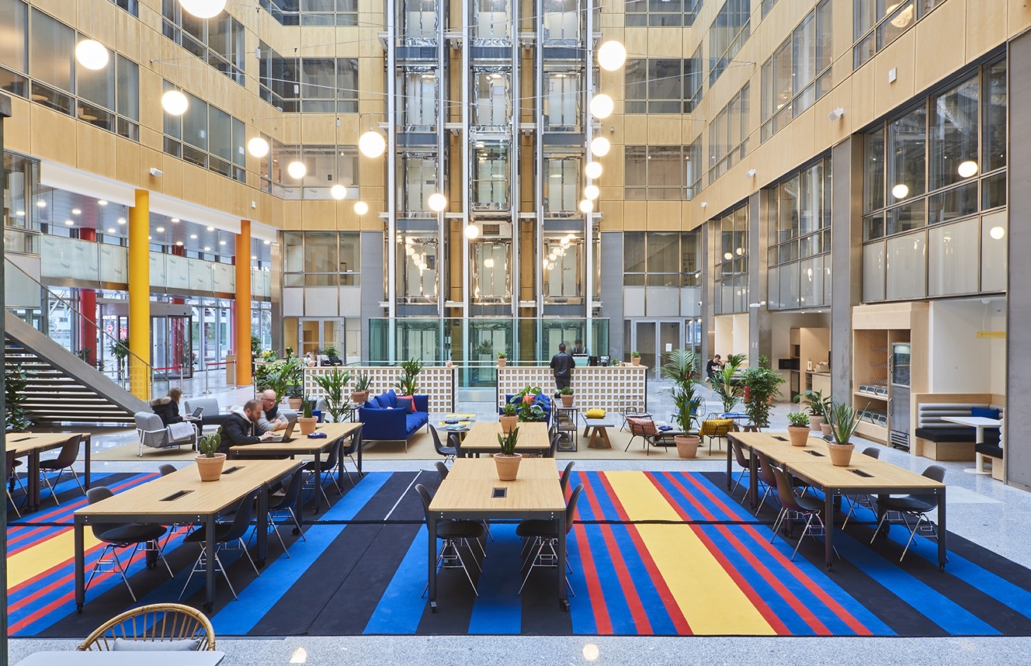 confiez la rénovation de votre logement dans le 13e arrondissement de paris à des experts locaux qualifiés pour un service sur mesure, rapide et durable.