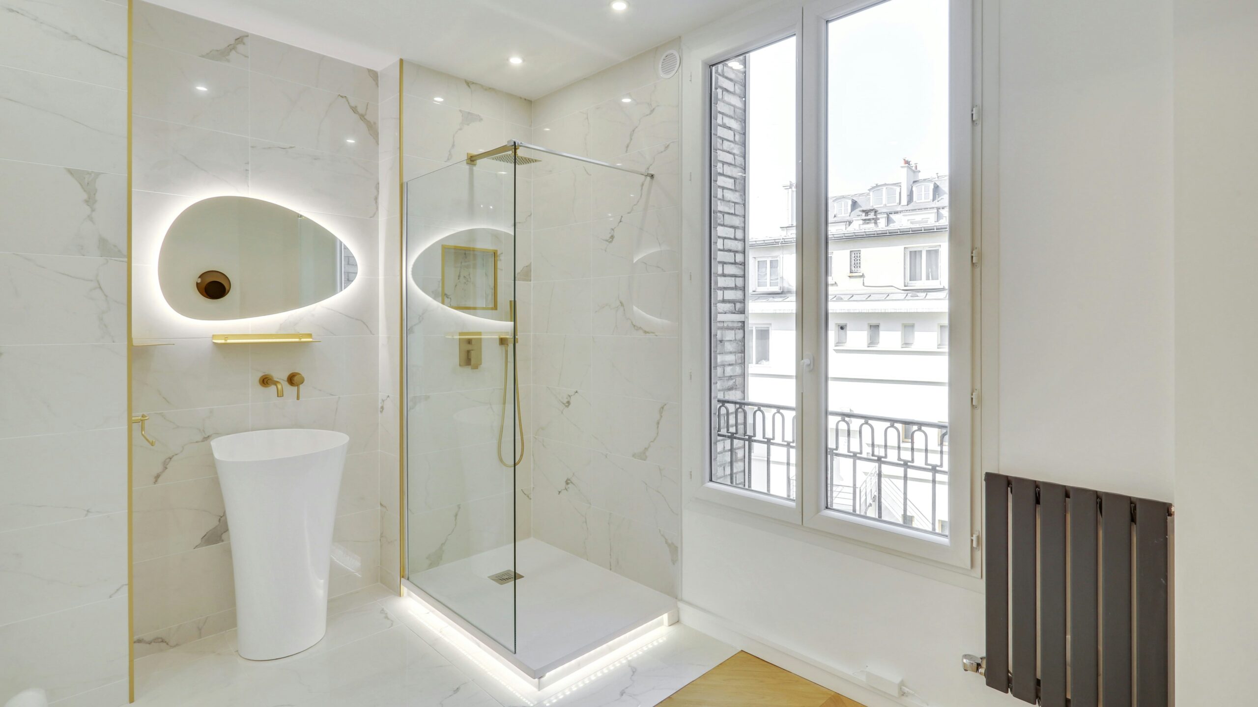 découvrez comment moderniser votre salle de bain sans gros travaux ni démolition. astuces, idées déco et solutions pratiques pour une rénovation rapide, simple et économique.