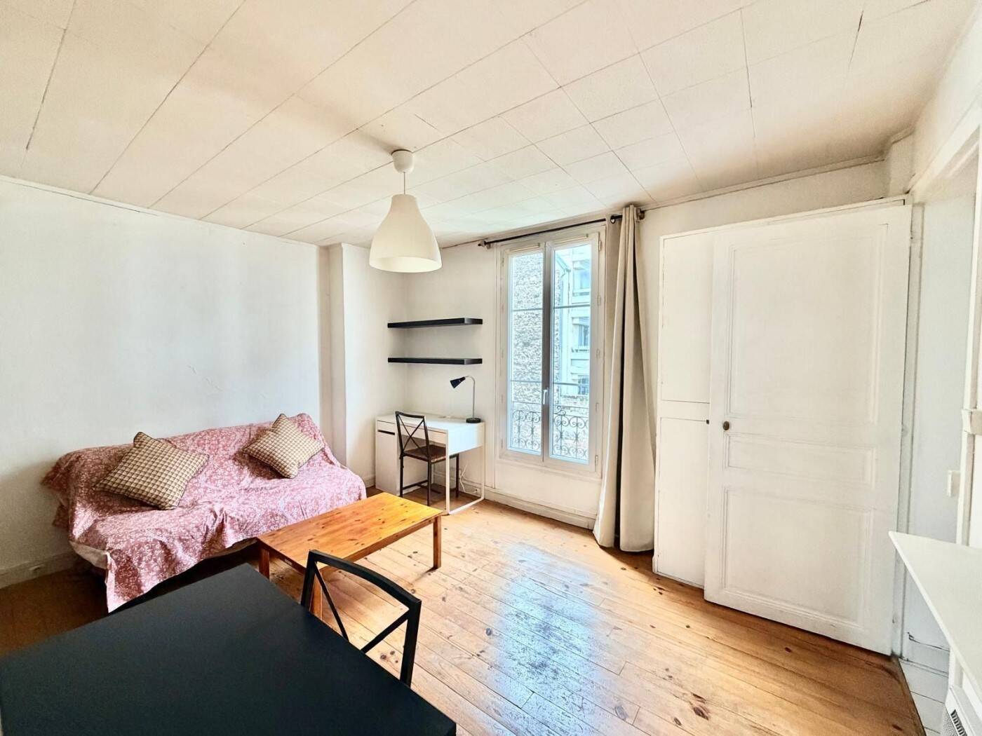 découvrez nos services professionnels pour rénover votre appartement en île-de-france. qualité, expertise et respect des délais garantis pour transformer votre intérieur.