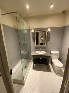 découvrez nos conseils experts pour rénover votre salle de bains à clamart et transformer votre espace avec style et fonctionnalité.