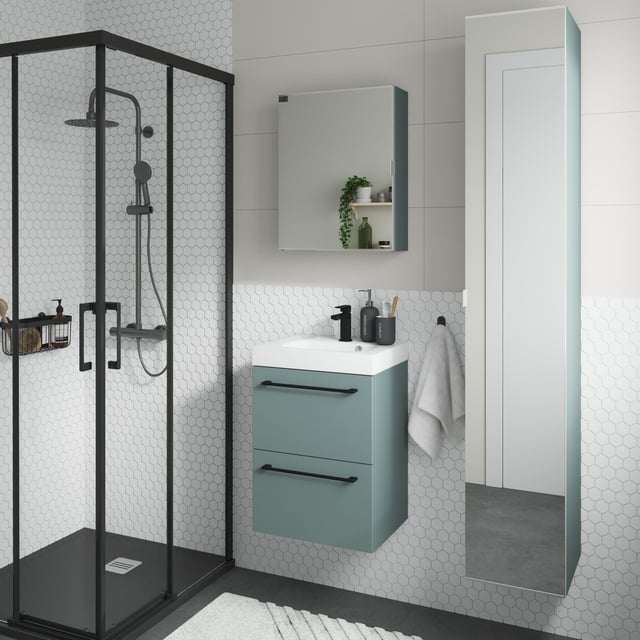 découvrez comment aménager une salle d'eau fonctionnelle et moderne à petit prix grâce à nos conseils et nos astuces déco abordables.